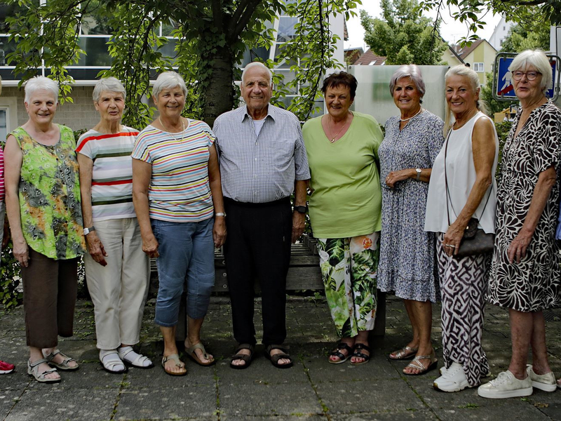 Gruppenfoto der Volunteers der Initiative "Besuchsdienst"